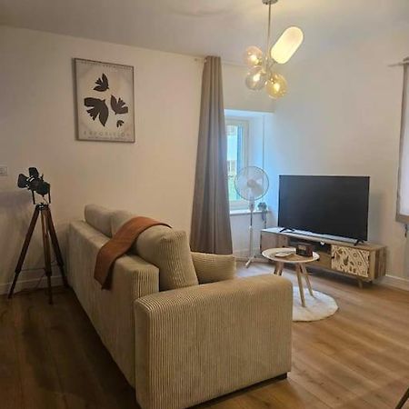 "La Tour", Logement Cosy, Au Calme Vertrieu Exterior foto