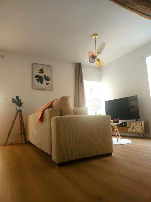 "La Tour", Logement Cosy, Au Calme Vertrieu Exterior foto